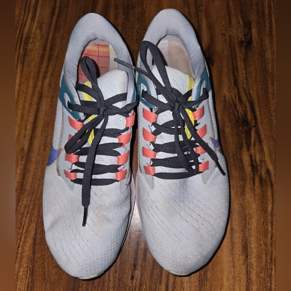 Nike Air Zoom Pegasus 38 Premium running shoes, Size 6.5